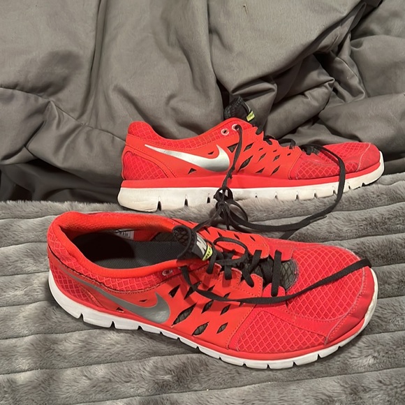 Nike Flex 2013 Run Size 12, used but in good condition, a few worn spots - Picture 4 of 9